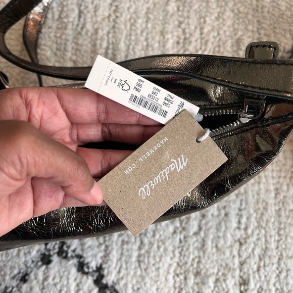 Madewell Sling Crossbody Bag - Picture 8 of 11